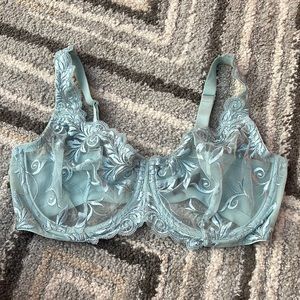 Soma 36D lightly worn